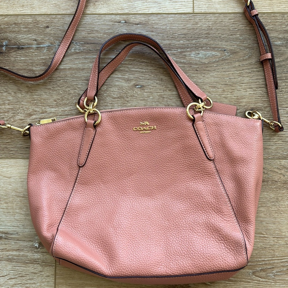 Coach Leather Handbag/Shoulder bag/Purse